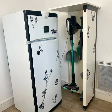 2e Etage, F1 Ventile, Wifi, Centre D'angers Avec Vayny *