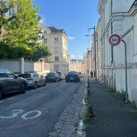 2e Etage, F1 Ventile, Wifi, Centre D'angers Avec Vayny